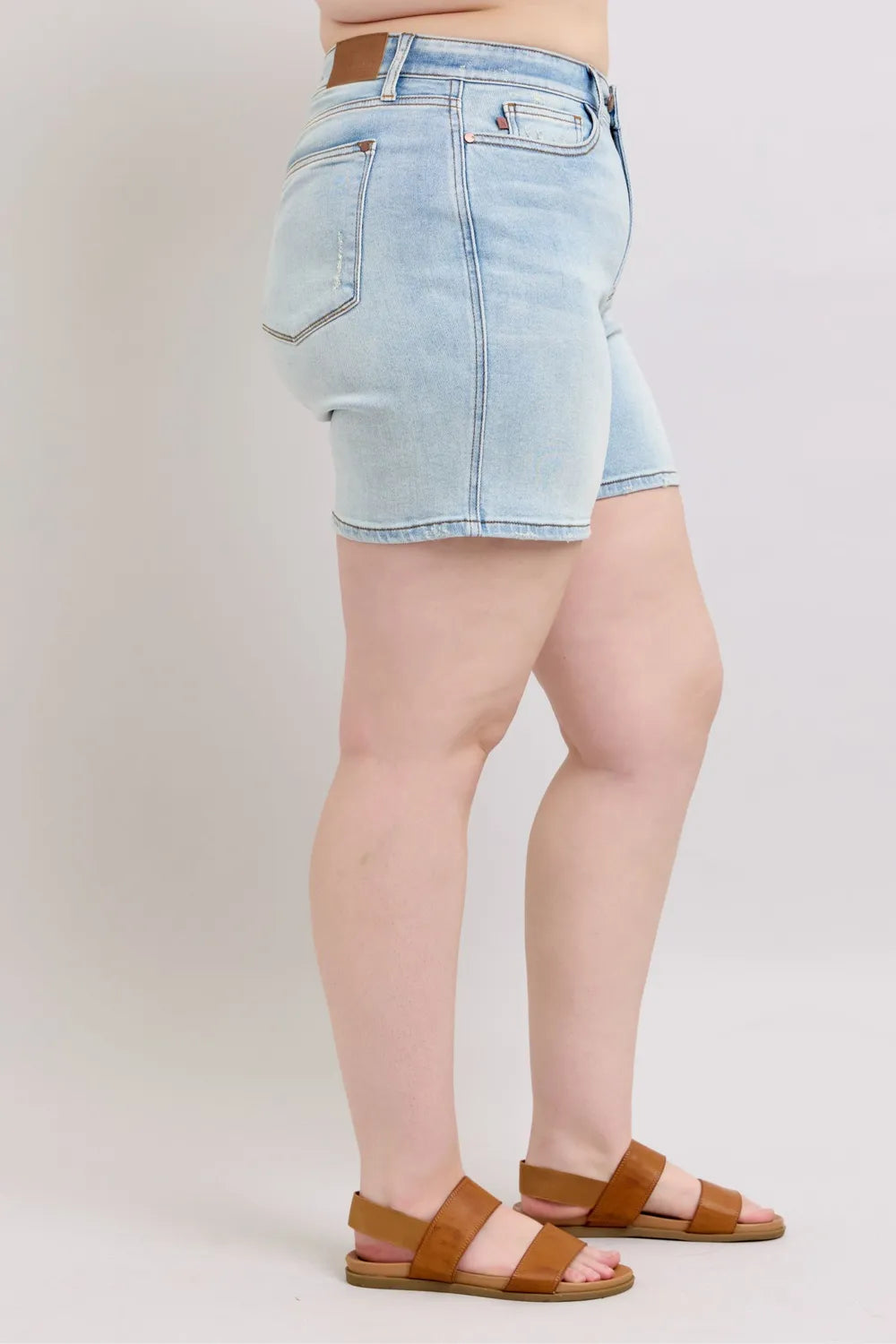 2 Button Denim Shorts with Pockets Plus Size in Light for Women