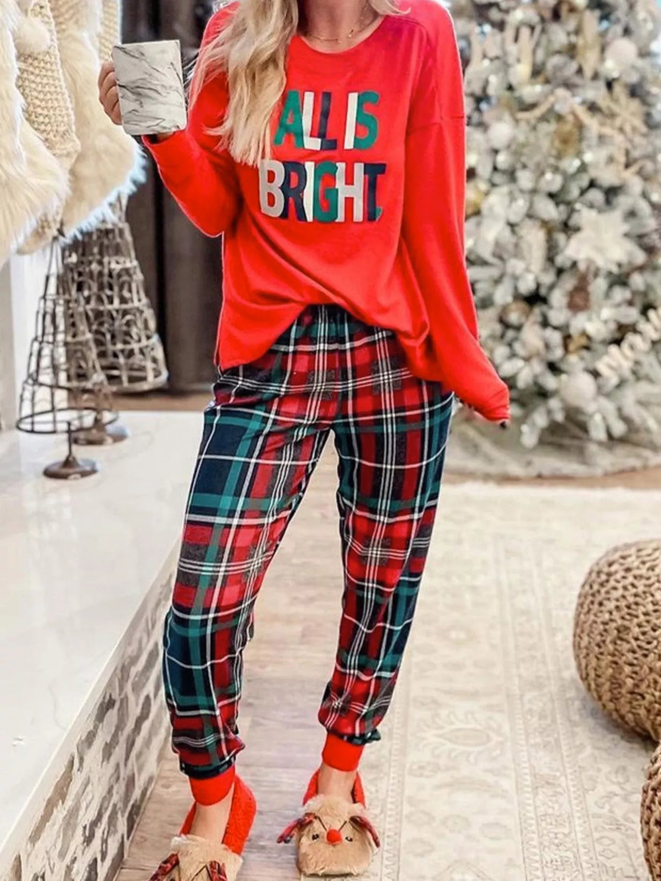 All Is Graphic Christmas Plaid Pajamas Set in Red for Women