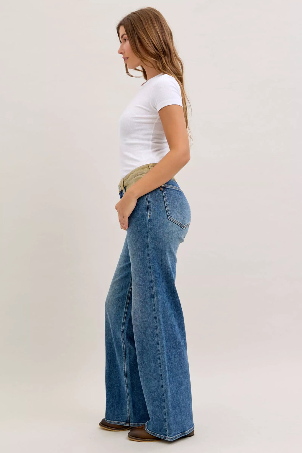 Mr Column Straight Jeans with Corduroy Waist in Md for Women