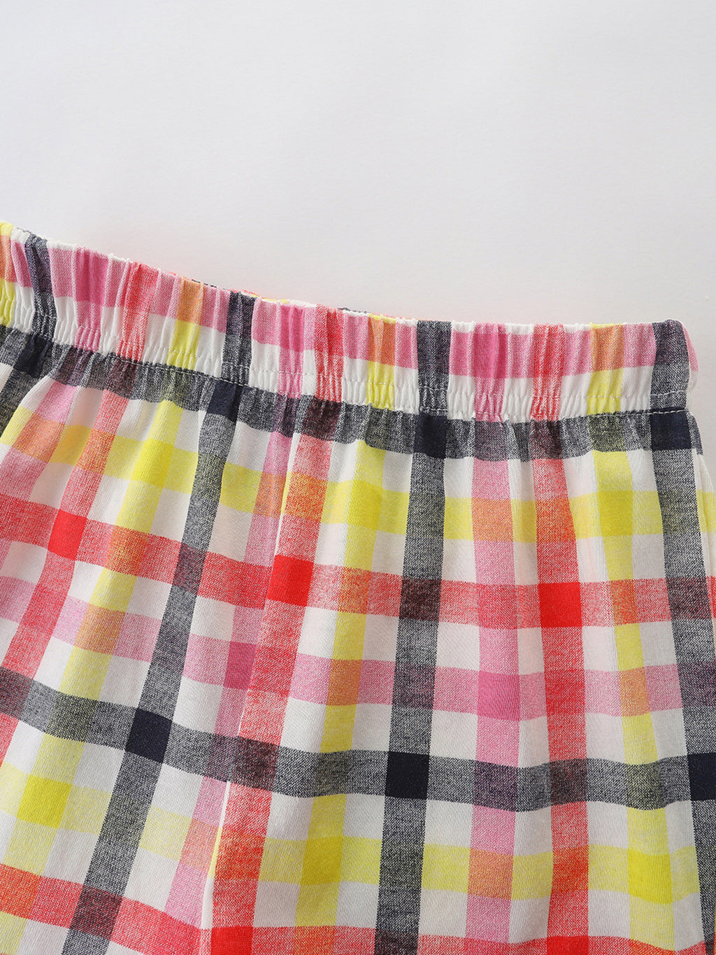 Cartoon Graphic Ruffle Trim Tee & Plaid Shorts Set in Multicolor for Girls