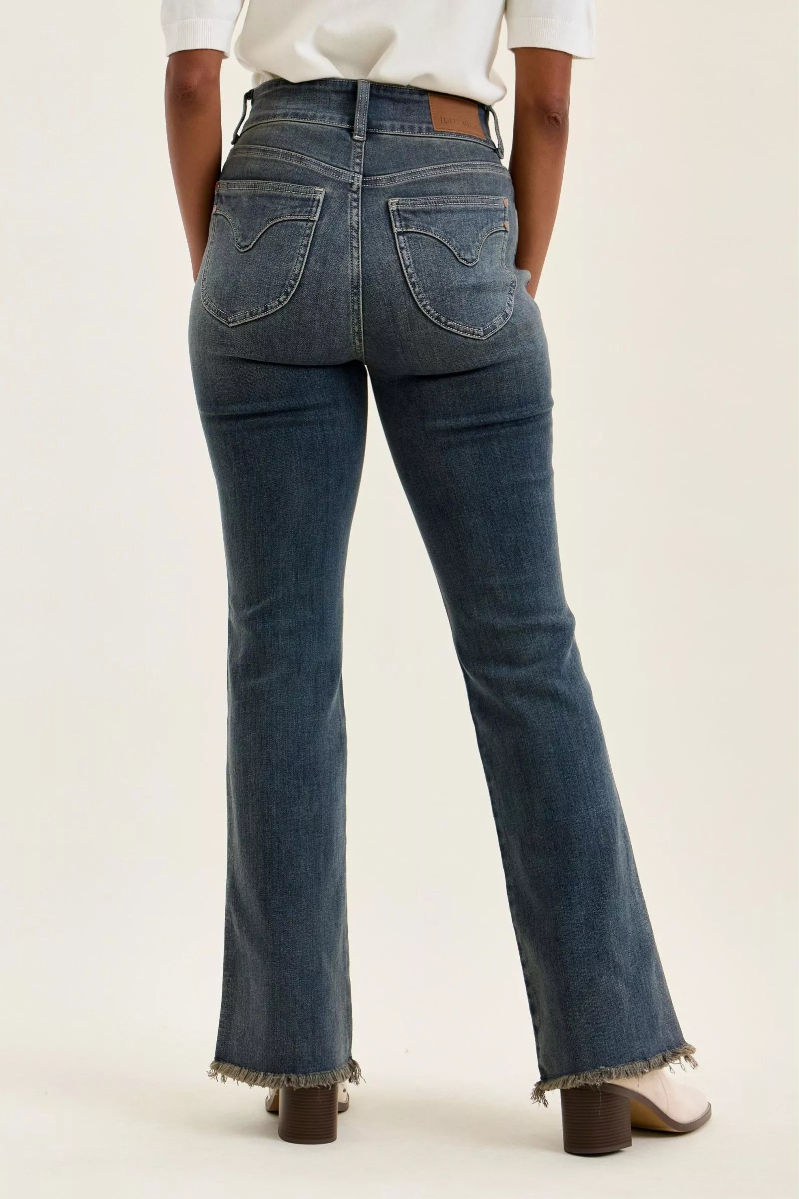 High Waist Double Button Frayed Hem Jeans in Md for Women