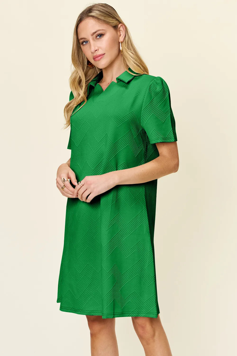 Plus Size Texture Collared Neck Short Sleeve Dress in Mid Green for Women