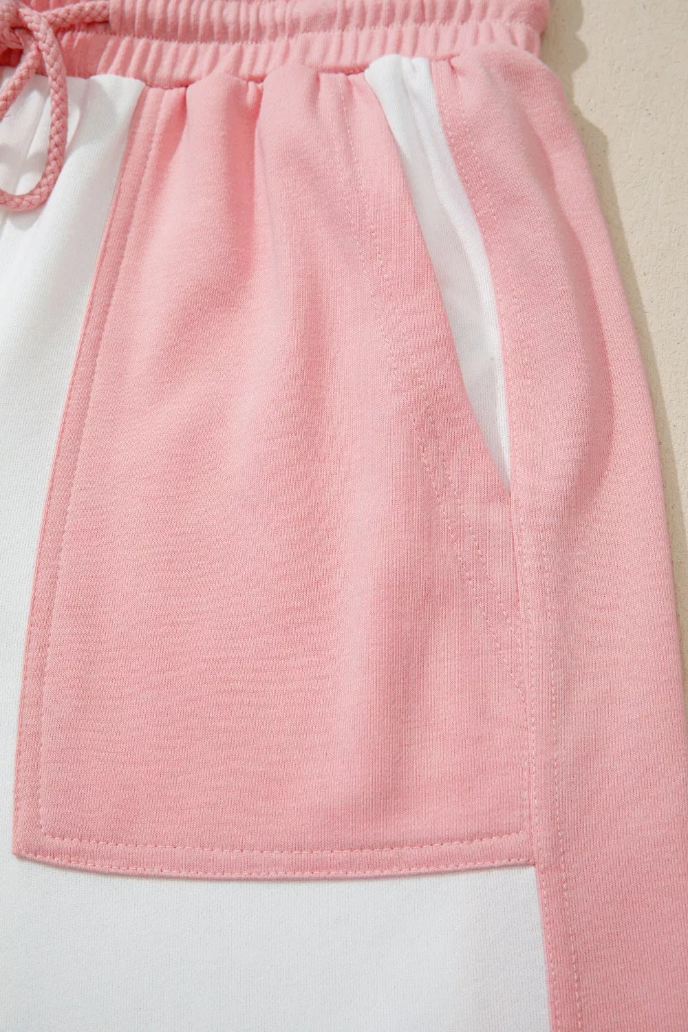 Two-Tone Color Block Patchwork Tee Drawstring Loose Pant Set for Women