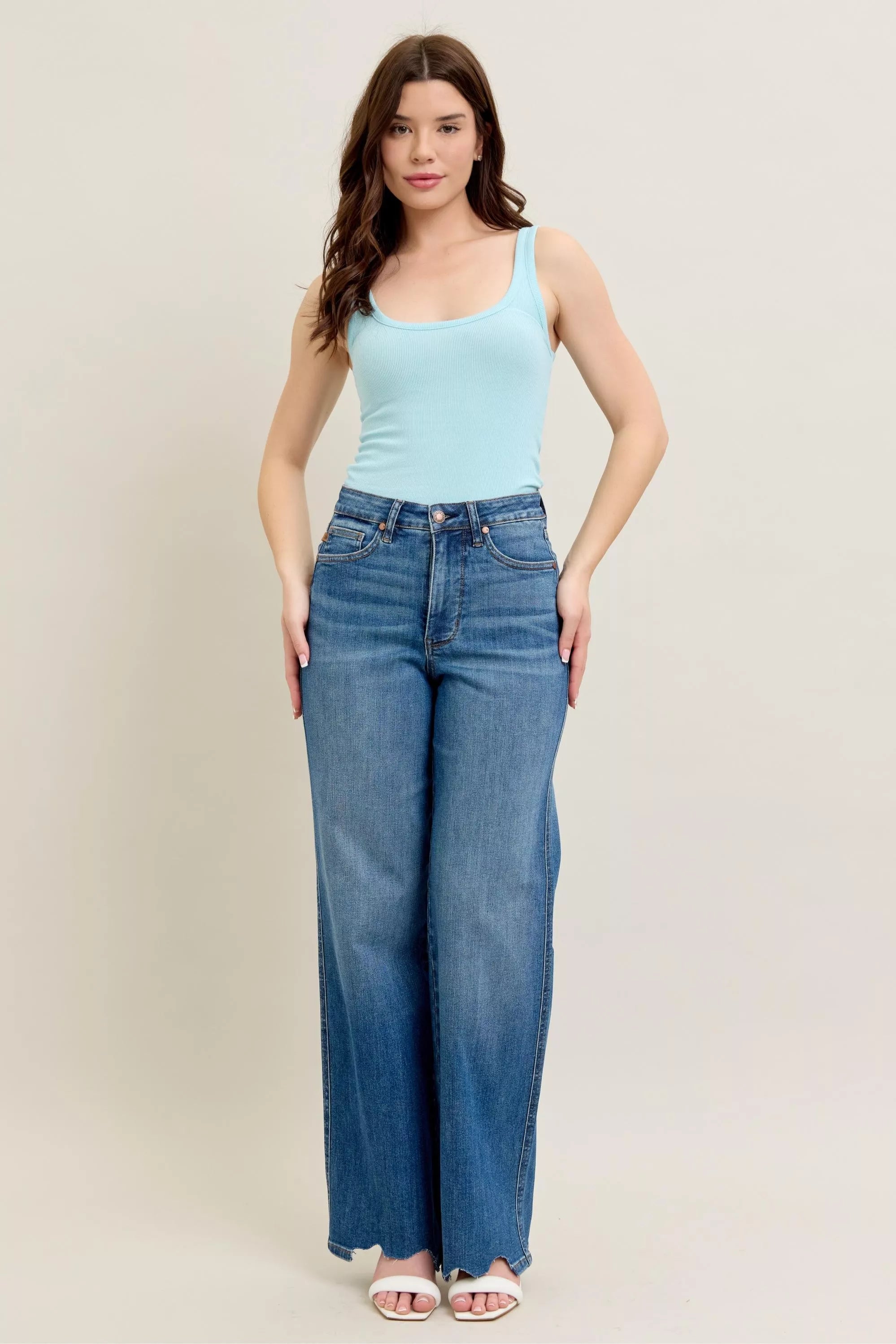 High Waist Tummy Control Chew Hem Destroy Wide Jeans Plus Size in Md for Women