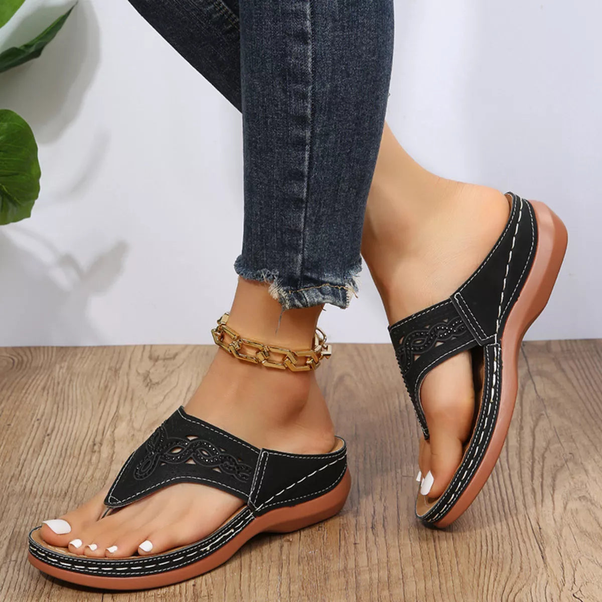 Casual Hollow-Out Thong Sandals in Off-White for Women