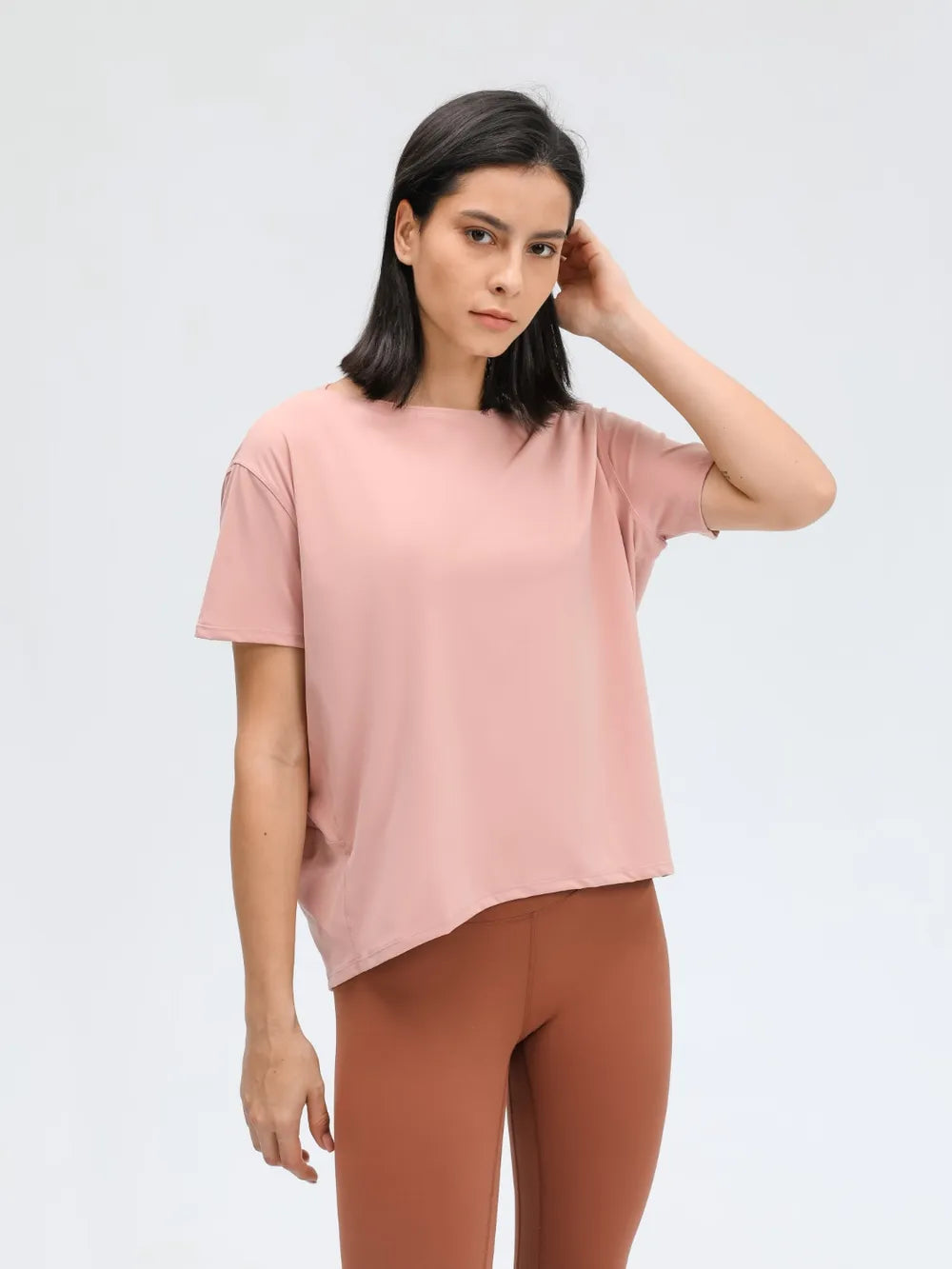 Round Neck Short Sleeve Active T-Shirt in Classic in Black for Women