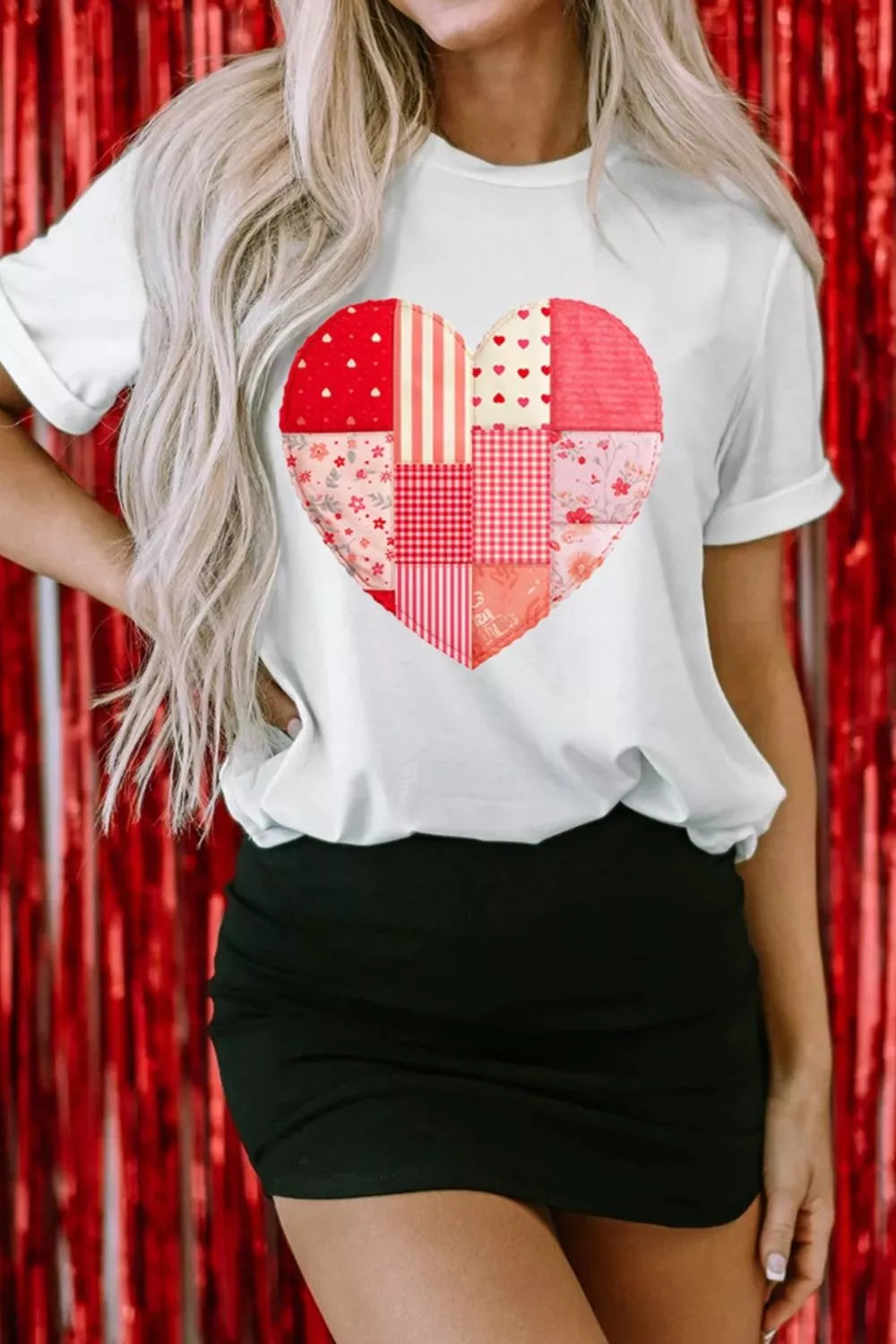 Floral Plaid Mixed Patchwork Heart-Shape Graphic T-Shirt in White for Women