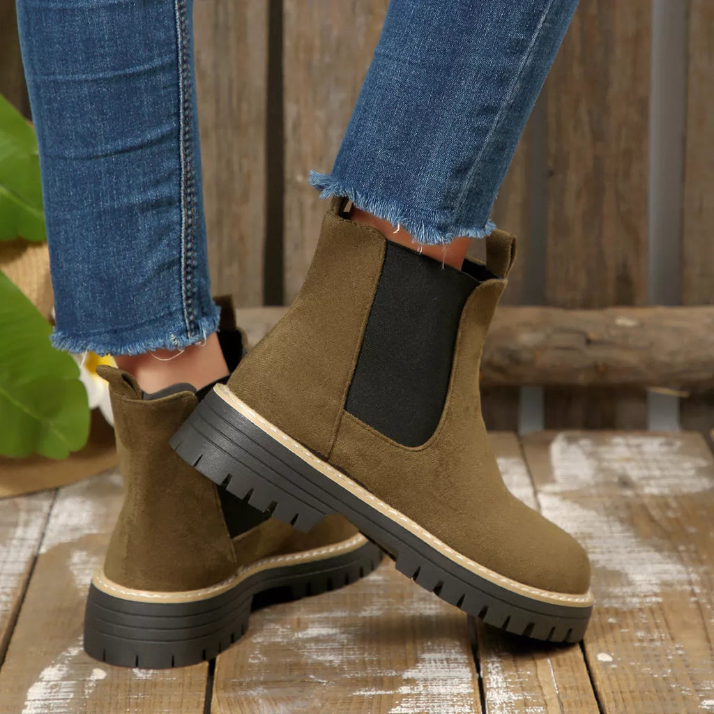 Round Toe Block Heels Boots in Classic in Gray for Women