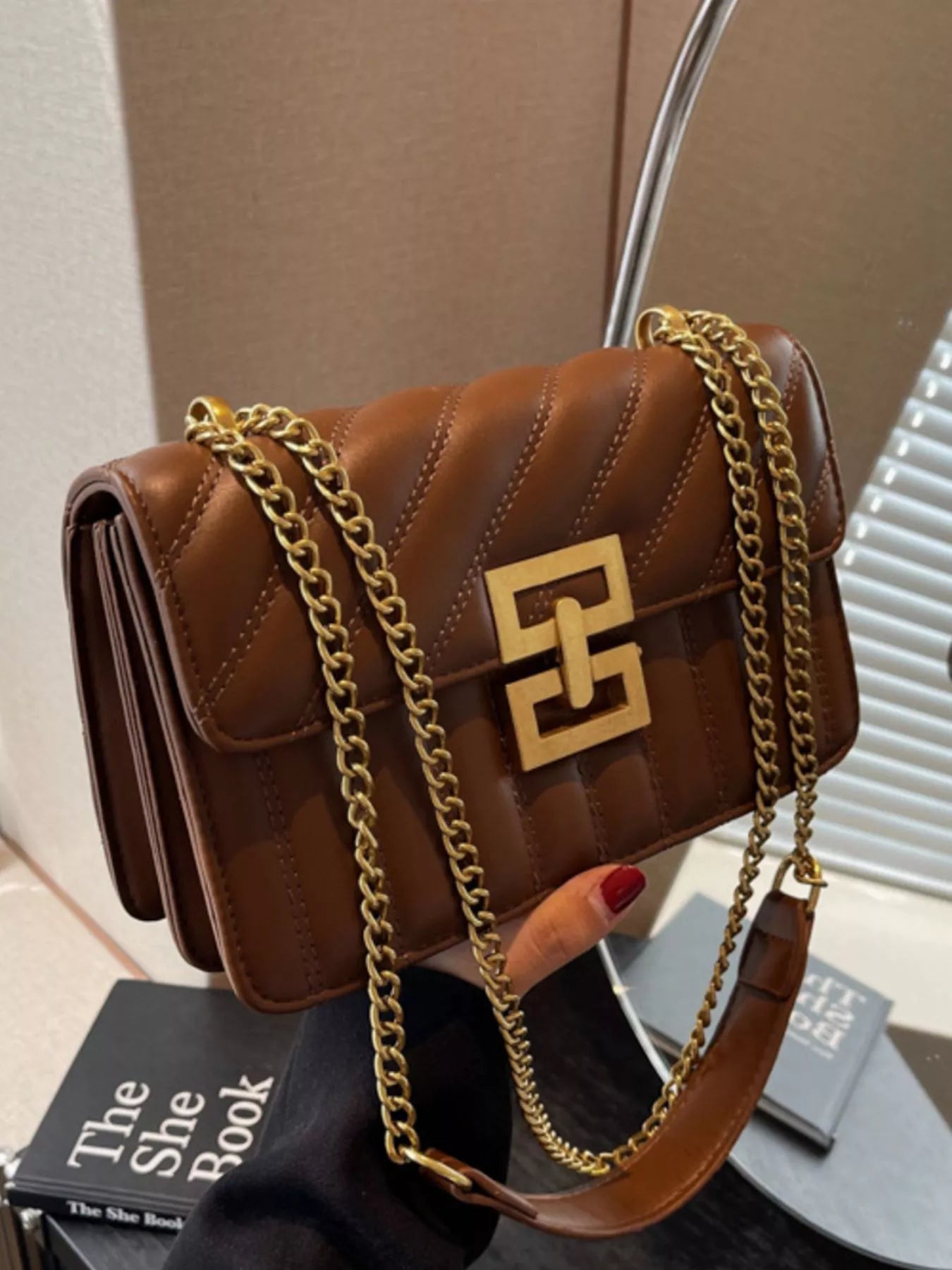 Quilted Flap Chain Crossbody Bag for Women