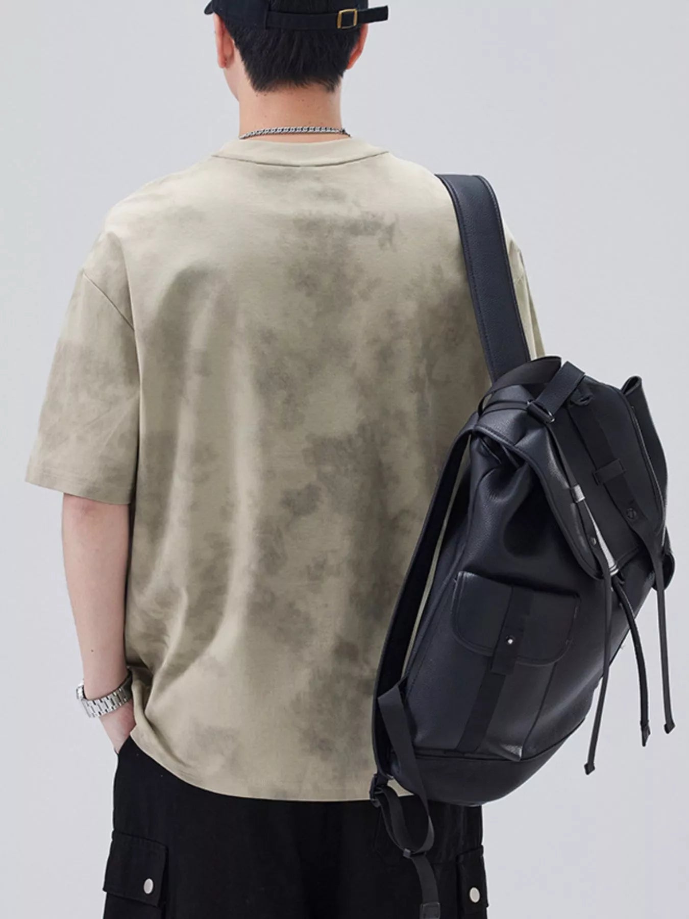 Plus Size Letter Round Neck Short Sleeve T-Shirt in Mi Xing for Men