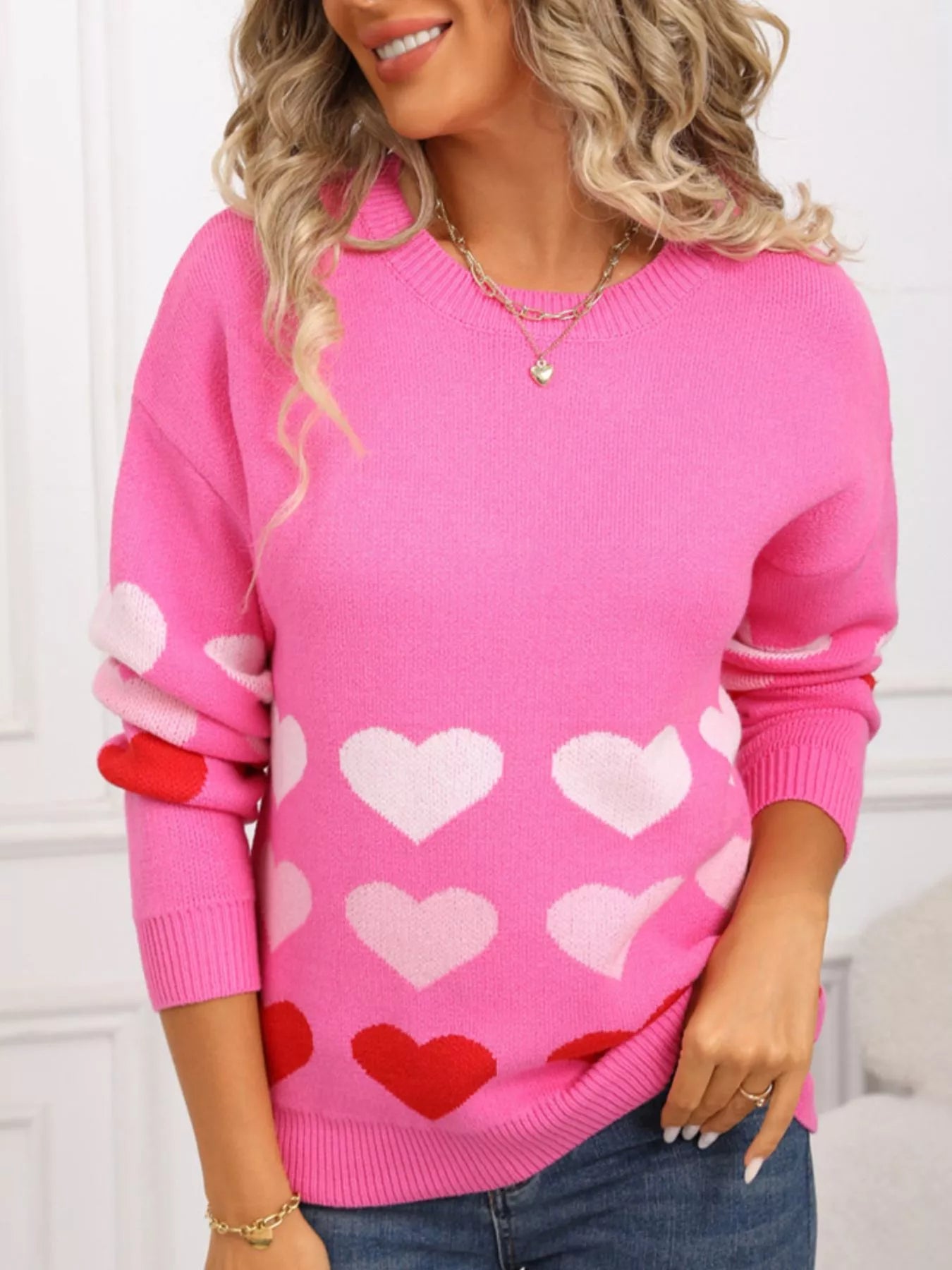 Valentines Day Heart Pattern Crew Neck Sweater in Black for Women