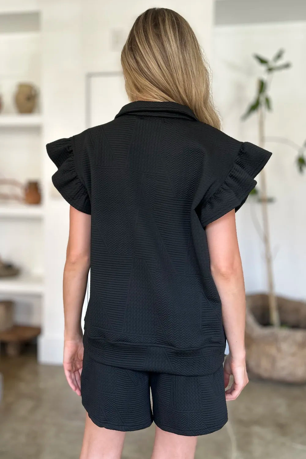 Plus Size Texture Flounce Sleeve Top and Shorts Set in Black for Women