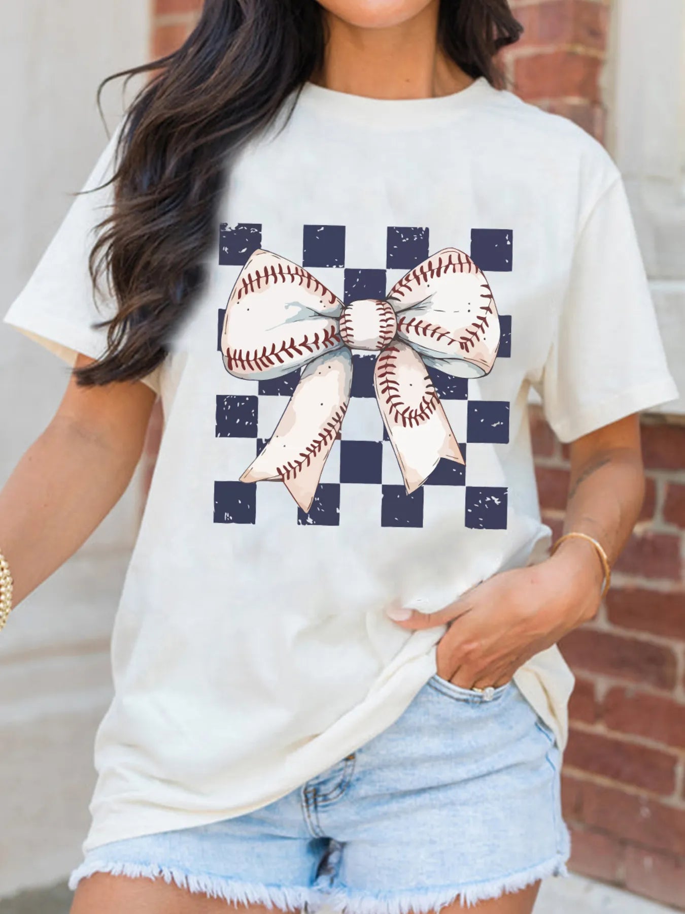 Checkered Bowknot Graphic Crew Neck T-Shirt in White for Women