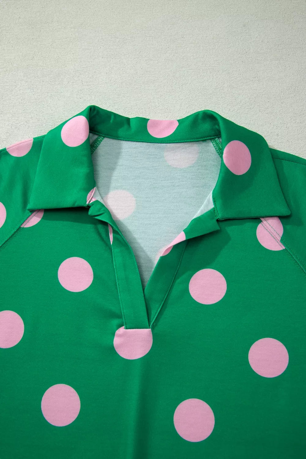 Polka Dot Print V-Neck Tee Shorts Set in Green for Women