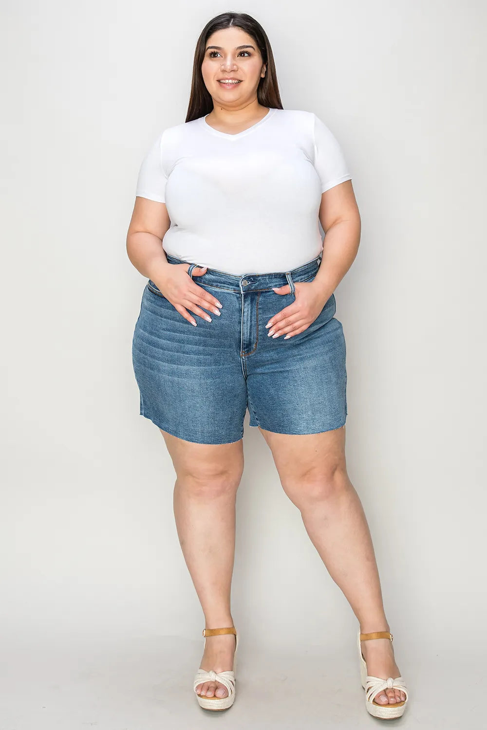 Plus Size High Waist Slim Denim Shorts in Medium for Women