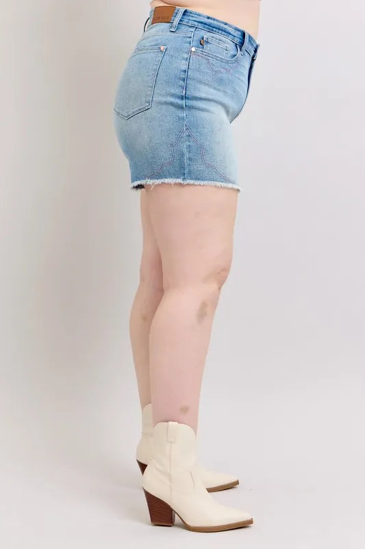High Waist Western Embroidery Detail Cut Off Denim Shorts Plus Size for Women