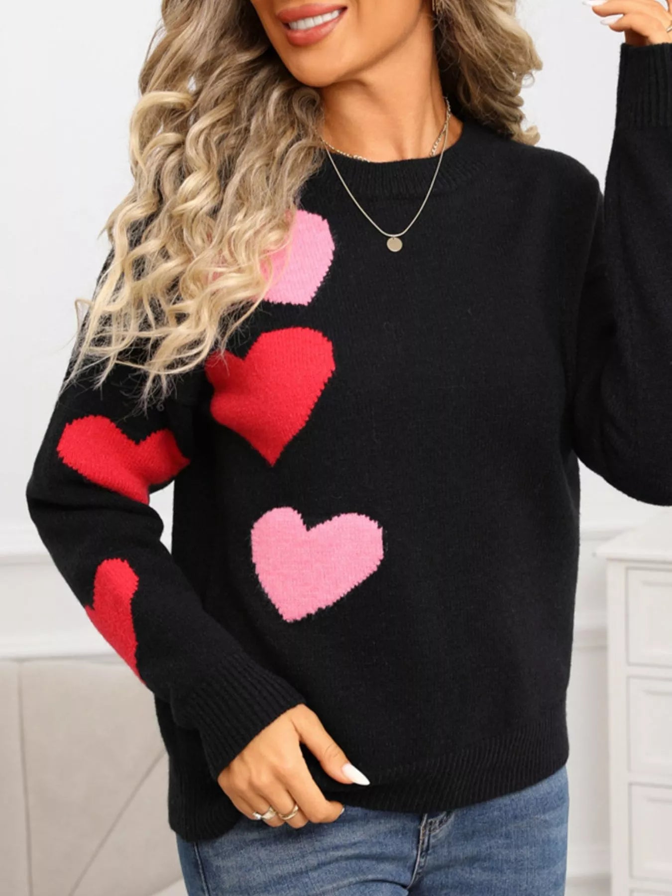 Valentines Day Heart Pattern Round Neck Sweater in Black for Women