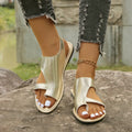 Toe Loop Flats Sandals in Gold for Women