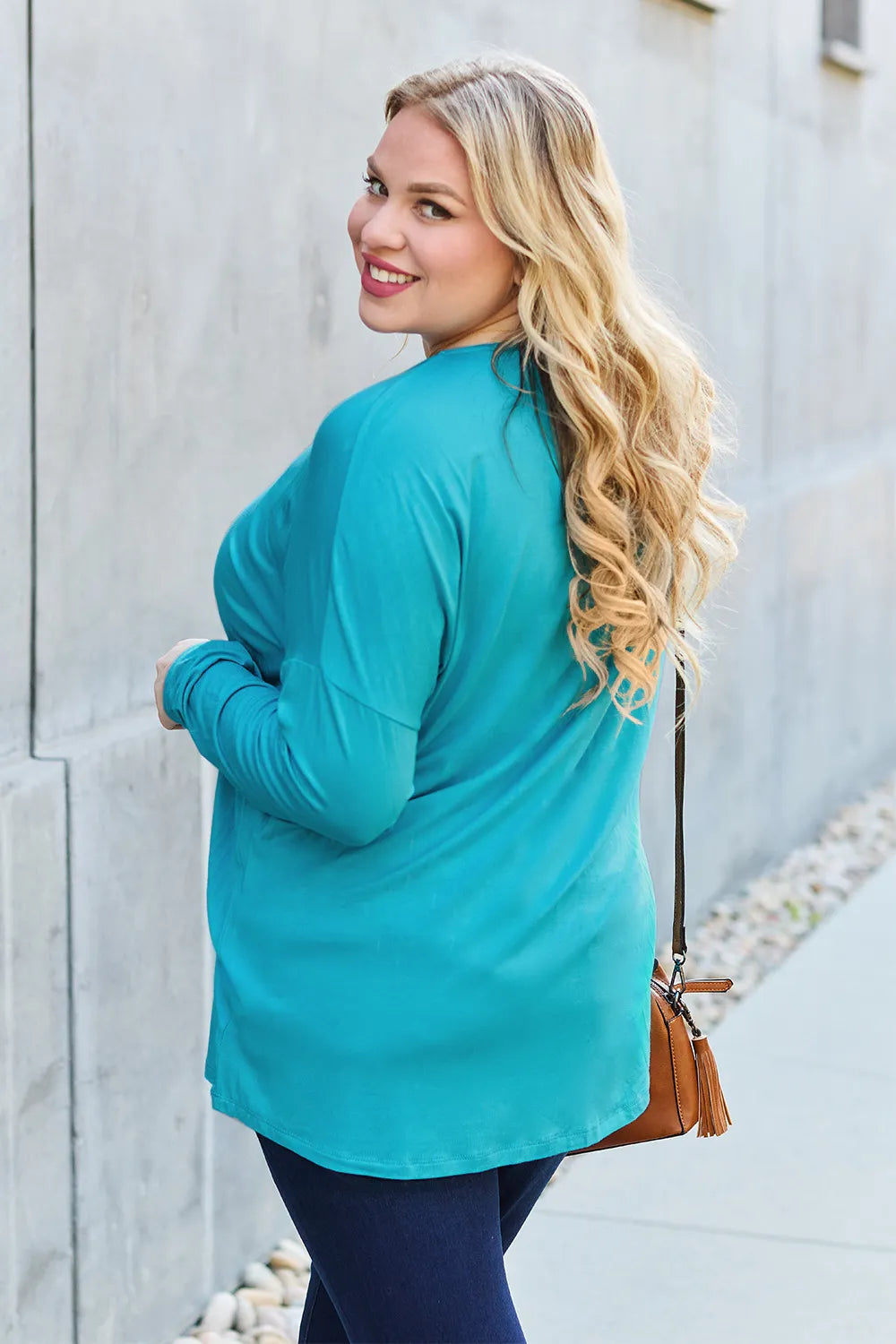 Plus Size Round Neck Dropped Shoulder T-Shirt in Black for Women