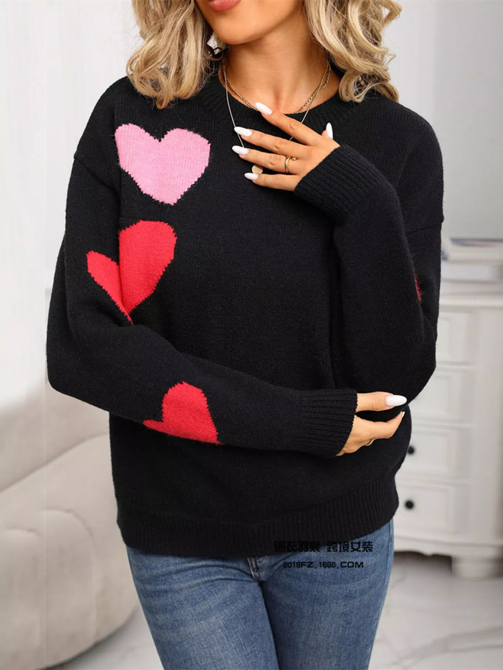 Valentines Day Heart Pattern Round Neck Sweater in Black for Women