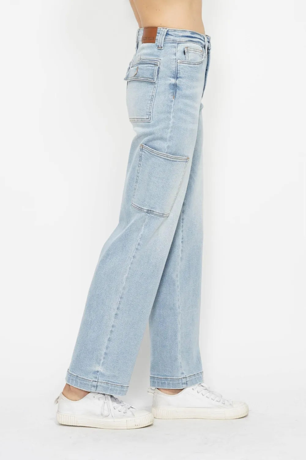 Plus Size High Waist Straight Cargo Jeans in Light for Women