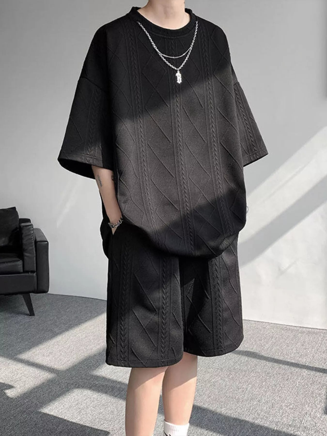 Plus Size Textured Relaxed Fit Top and Shorts Set in Black for Men