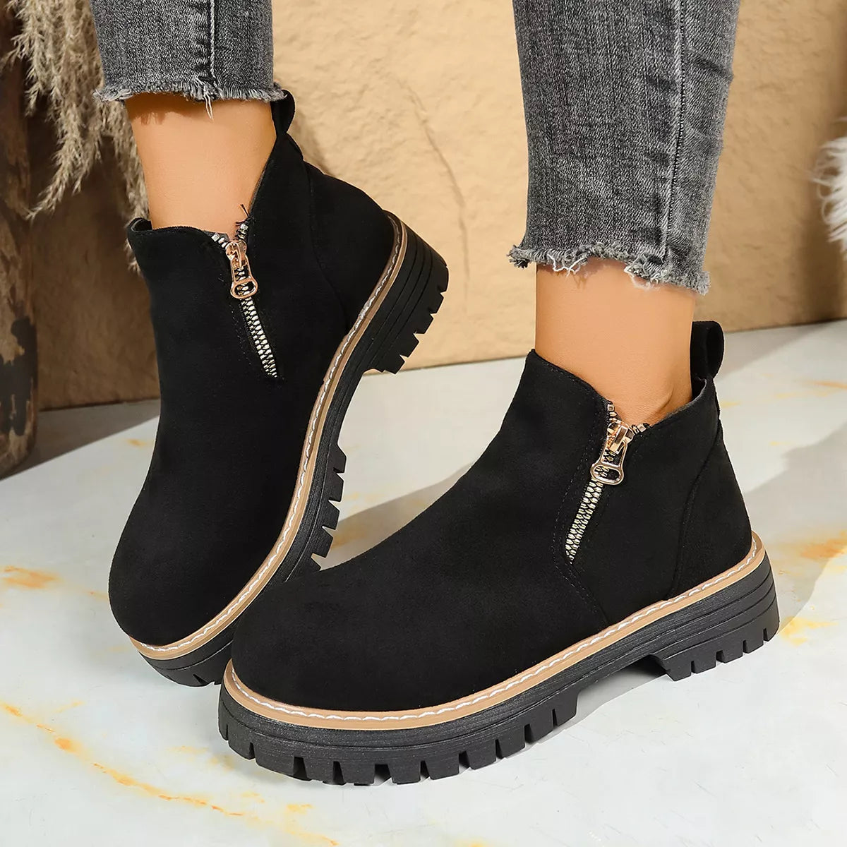 Round Toe Platform Boots in Classic in Black for Women