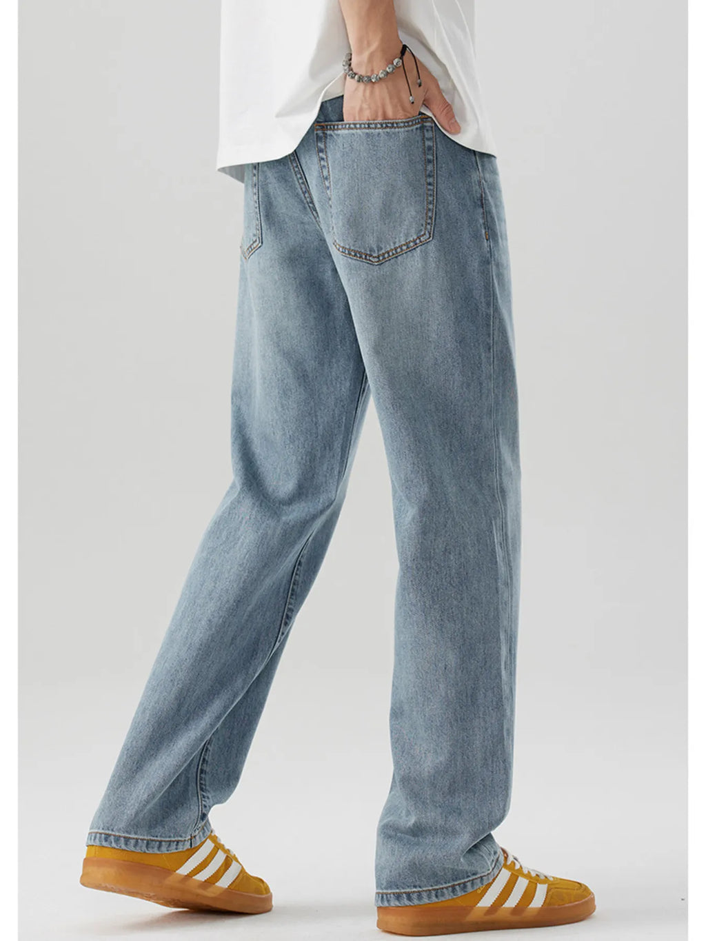Wash Relaxed Fit Jeans in Light Blue for Men