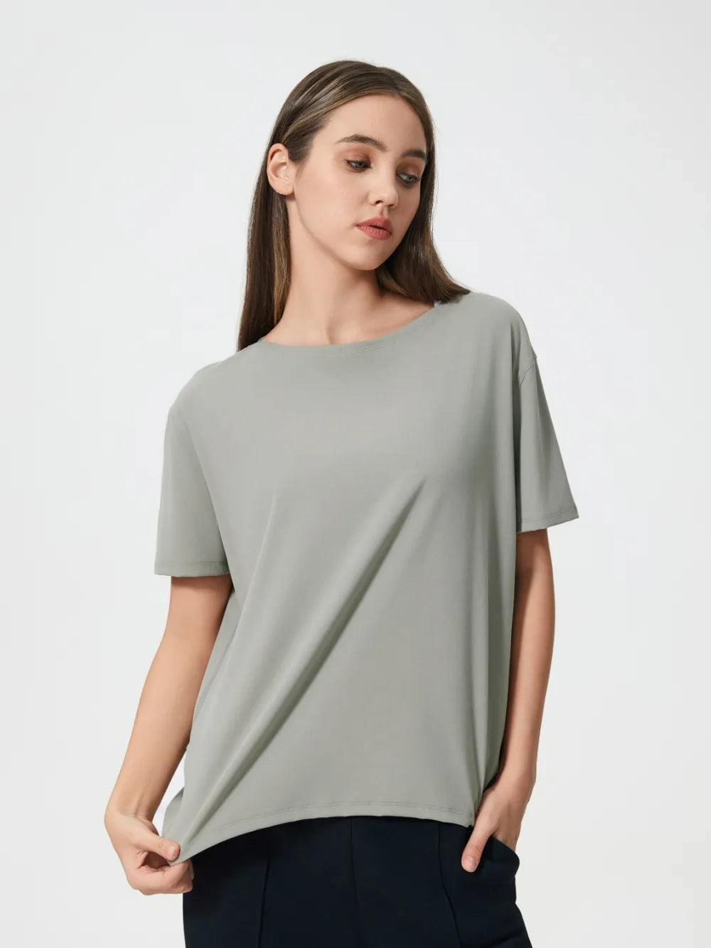 Round Neck Short Sleeve Active T-Shirt in Classic in Gray for Women