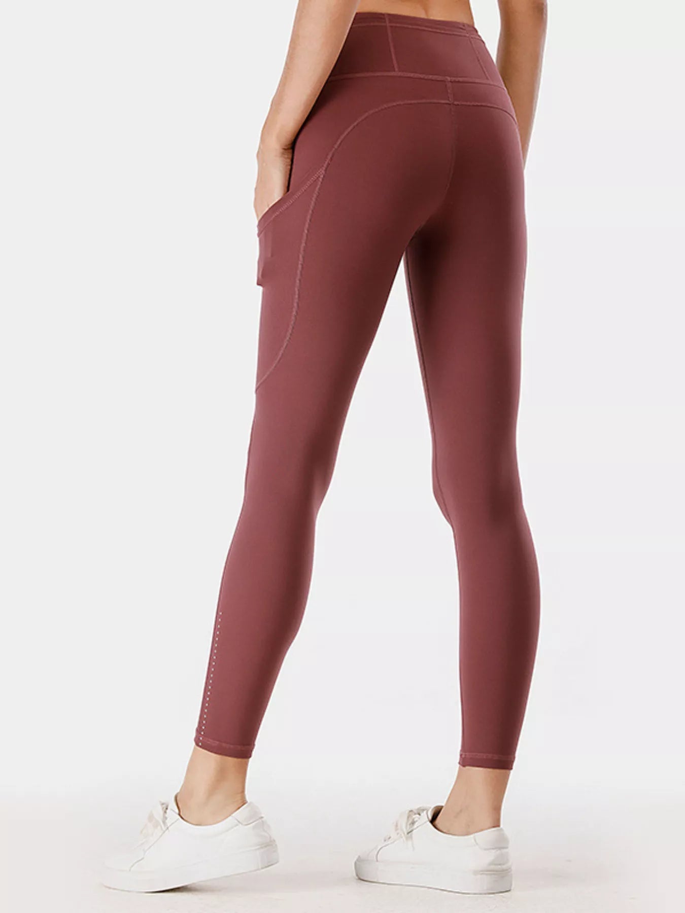 High-Waisted Active Leggings with Pockets Plus Size in Dusty Pink for Women