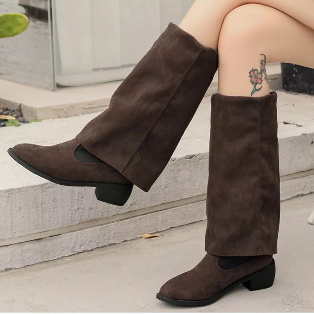Point Toe Block Heels Boots in Black for Women
