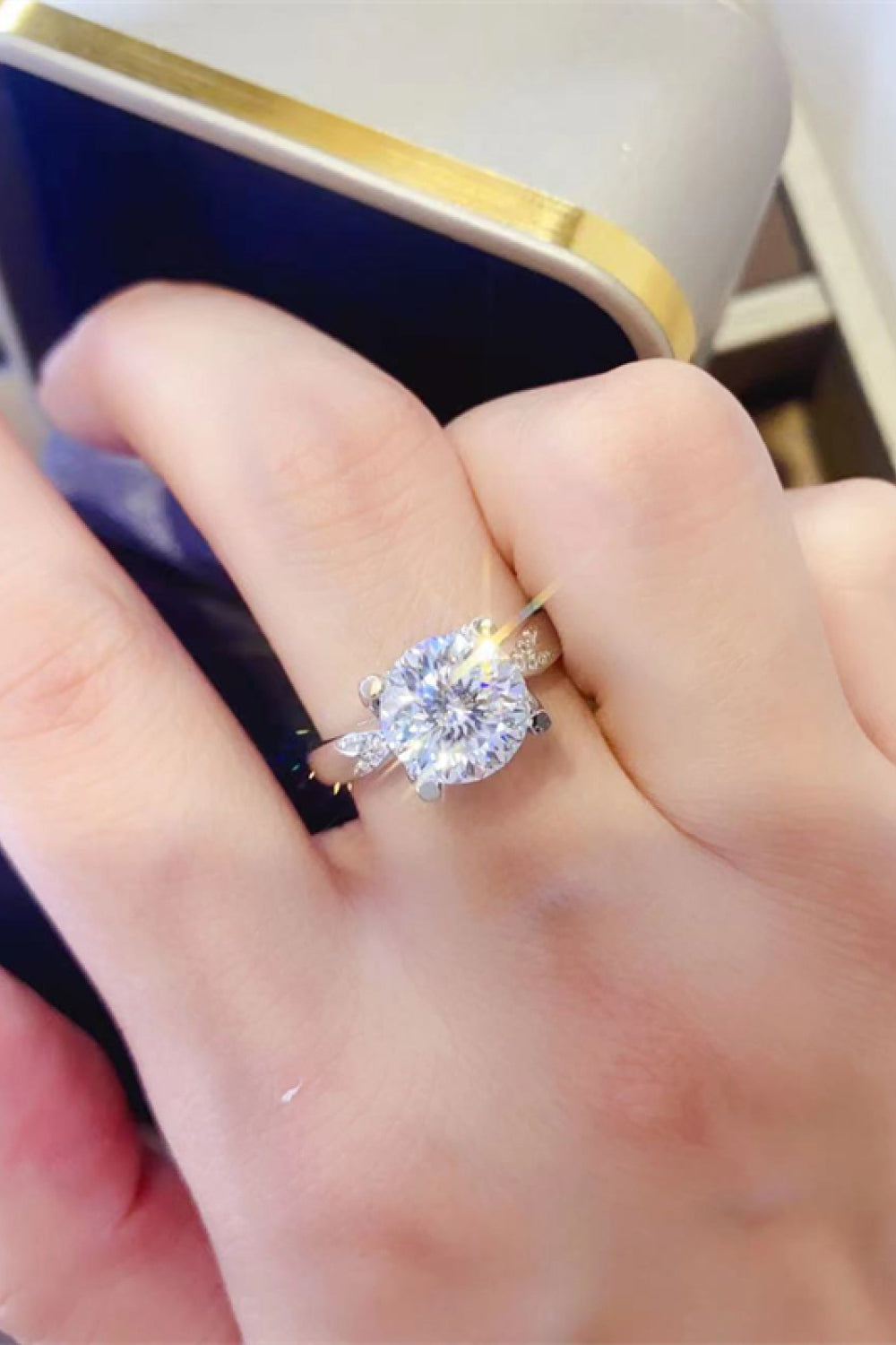 2 Carat Moissanite 925 Sterling Silver Ring in White for Women