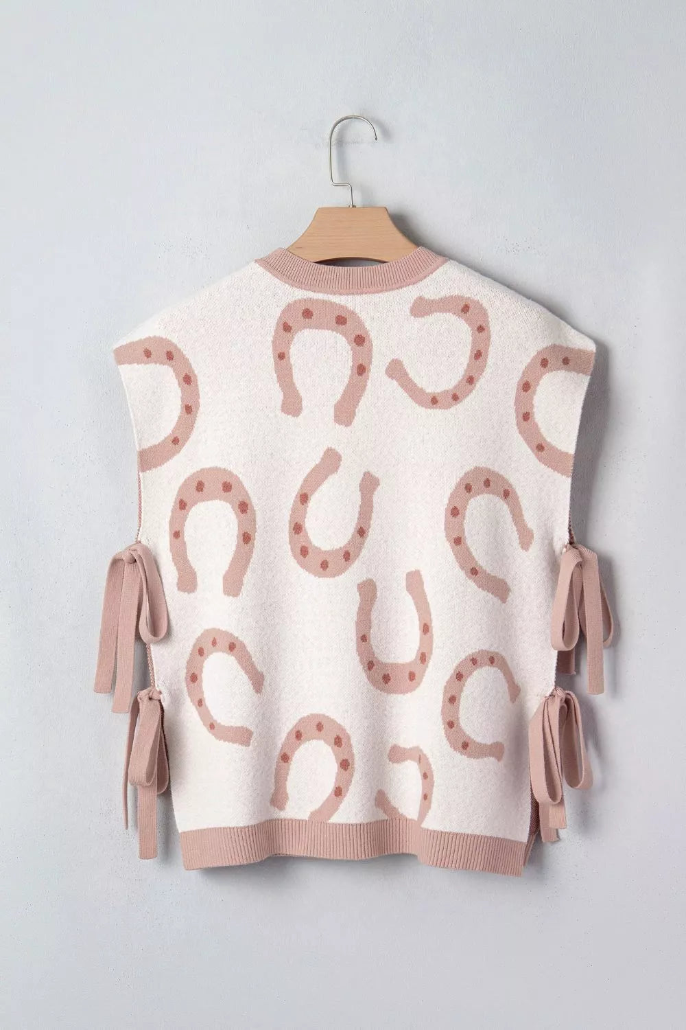 Horse Shoe Western Print Tied Side Cap Sleeve Knit Top in Dust Storm for Women
