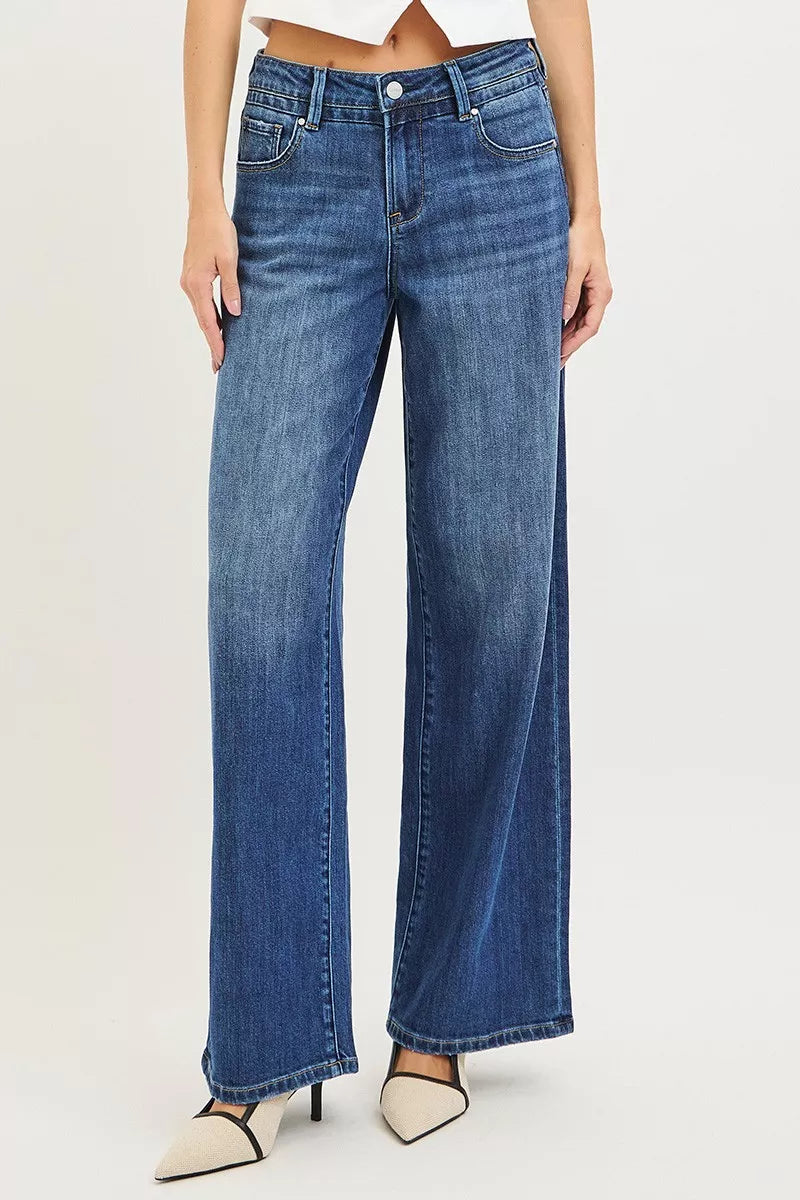 Slouchy Baggy Jeans with Pockets in Dark for Women