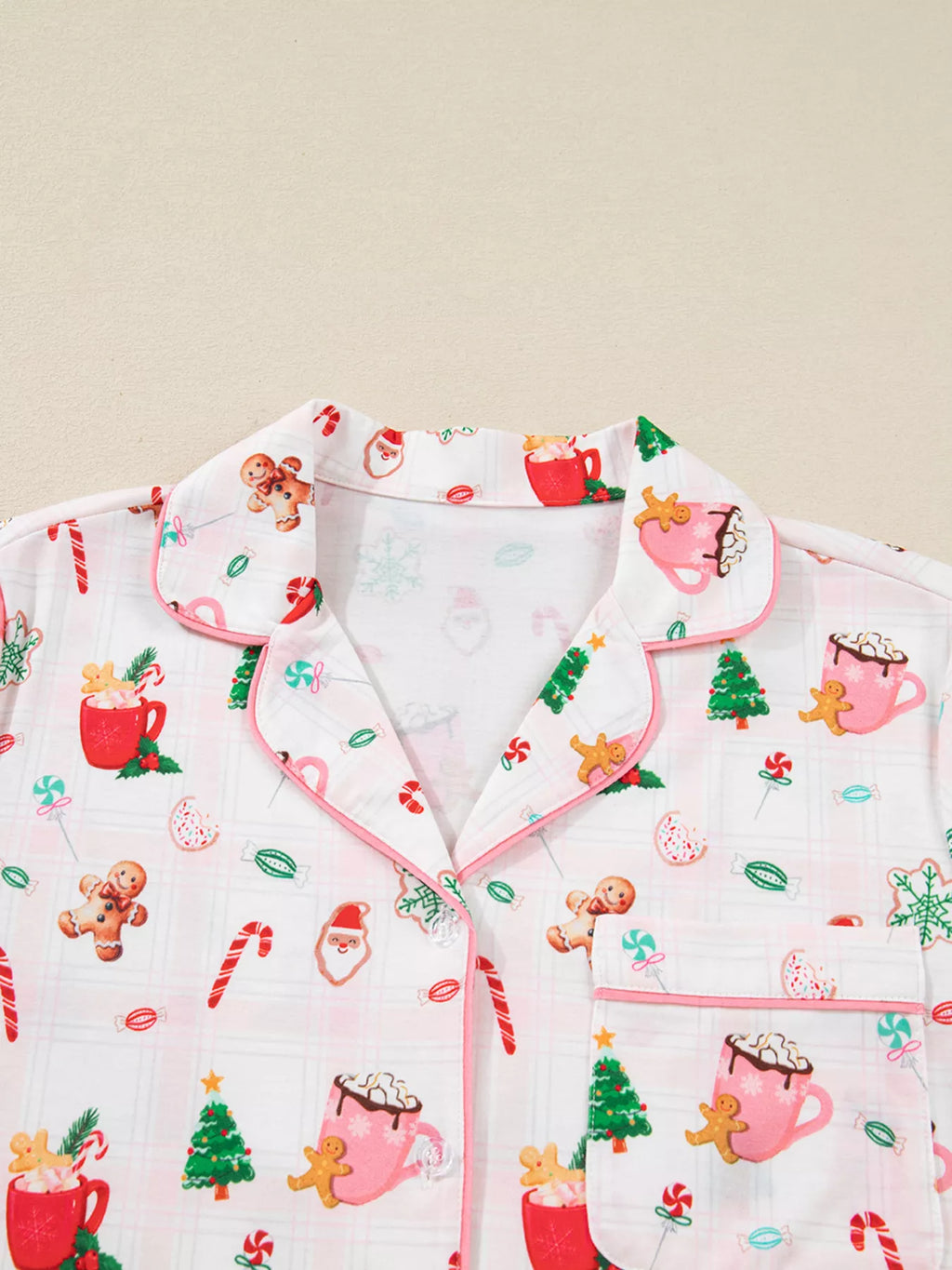 Christmas Spirit Cute Holiday Print Short Sleeve Shirt and Pants 2pcs Pajama Set in Blush Pink for Women